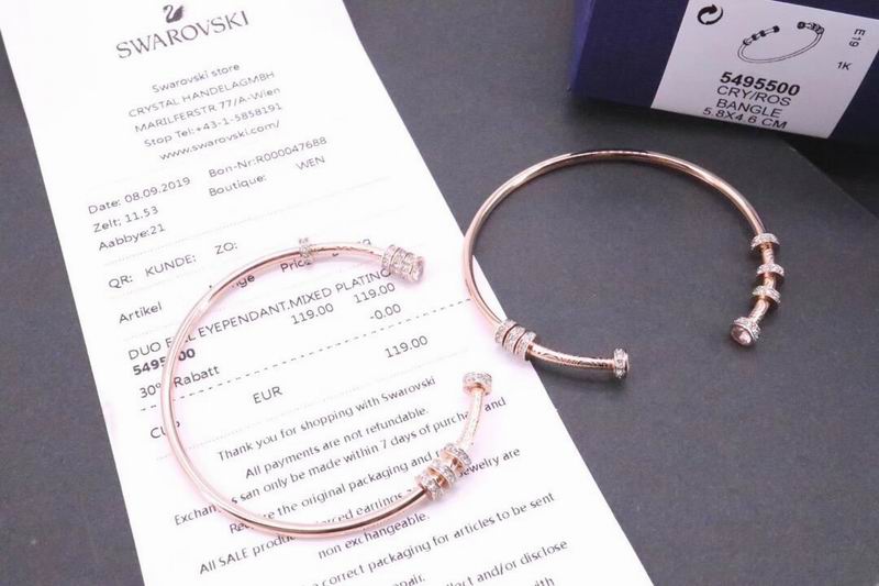 Swarovski Bracelet 03yxh45